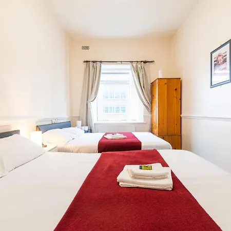Old Trafford Stadium 3* Salford (Greater Manchester)