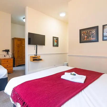 Old Trafford Stadium Hotel