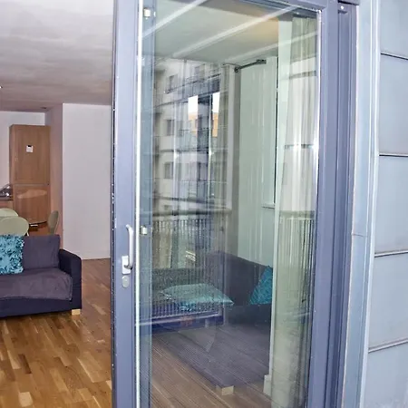 Manchester Apartment * מנצ'סטר
