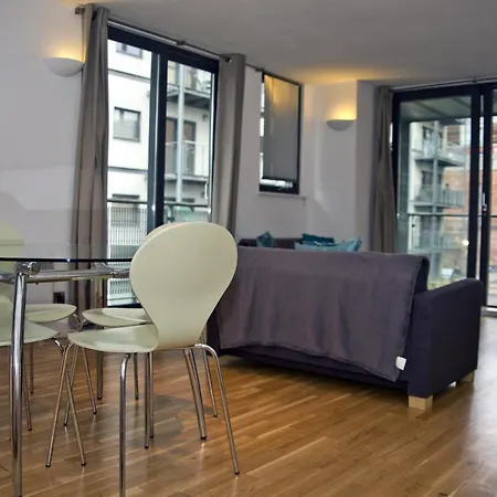 Manchester Apartment Διαμέρισμα *