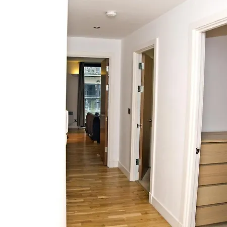 Manchester Apartment Διαμέρισμα *