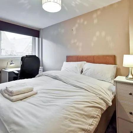 Διαμέρισμα Smart North Apt For 4 With Free Parking