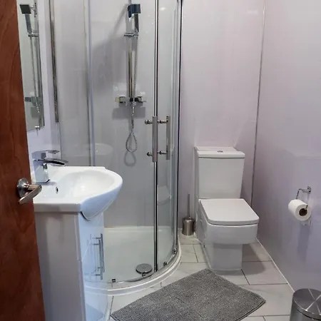 Homestay Crystal House