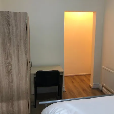 Manchester City Rooms *