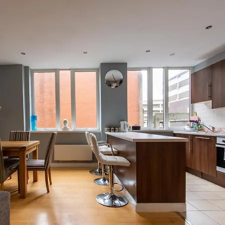 דירה Northern Quarter, Trendy Apt Sleeps 6!! מנצ'סטר