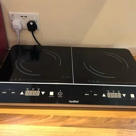 133b Park Road Stretford * Manchester