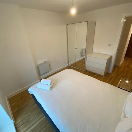 Manchester- City View, One Bedroom Apt, Media City *