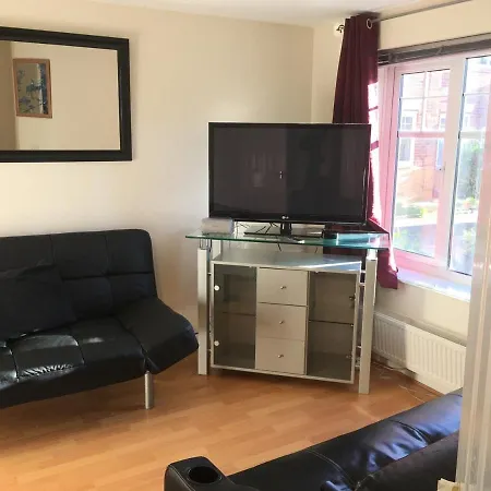 My-places Abbotsfield Court Townhouse 4 بيت ضيافة مانشستر