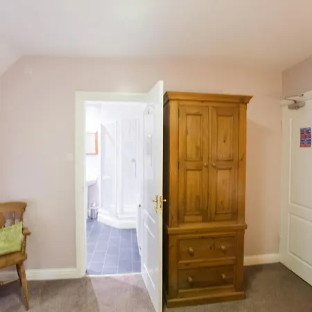 Hotel Oyo Ladybower
