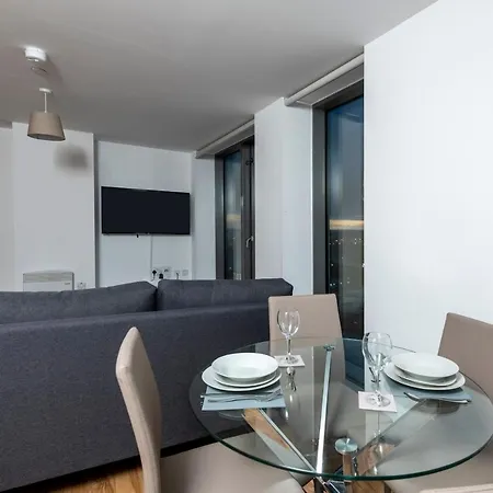 Bright In Media City With Stunning Views Of The City Apartment Manchester