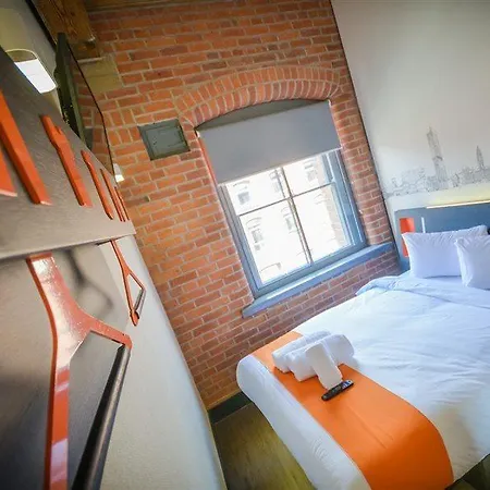 Ξενοδοχείο Easyhotel