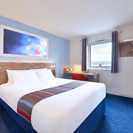 Travelodge Birch M62 Eastbound 3*