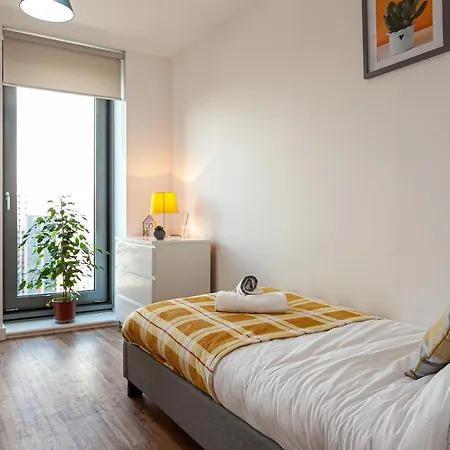 Appartement X1 Media City 3 Bedroomed Free Wifi & Free Parking