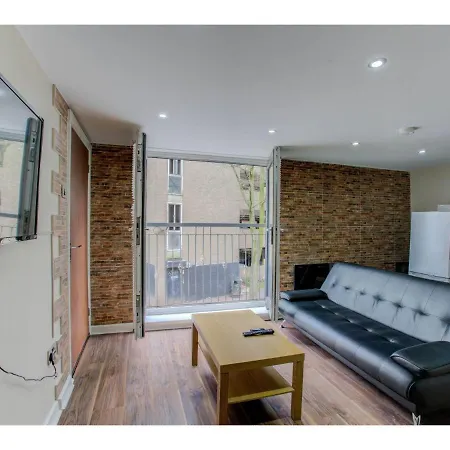 Apartment Cosy, Comfy Pad For A Night Out, Up To 4. Nq, Mcr! Manchester