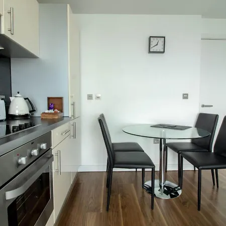 Prime Salfordquays/mediacityuk Location W/ Balcony