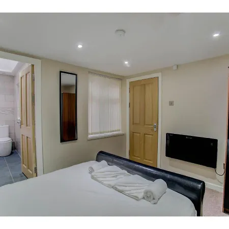 Διαμέρισμα Cosy, Comfy Pad For A Night Out, Up To 4. Nq, Mcr! *