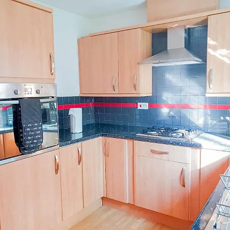 Airport Lounge - 3 Bed - 6 Persons * Manchester