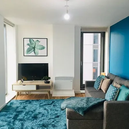The Media City Vista- Apt, Great Views Манчестер