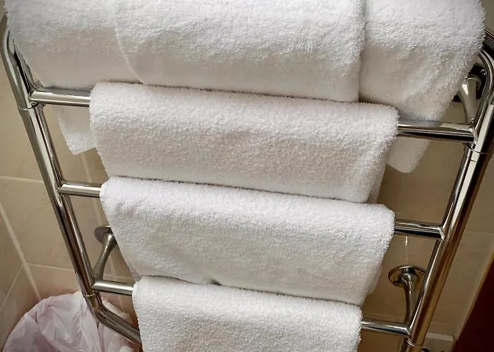 - Free Parking Guest house *