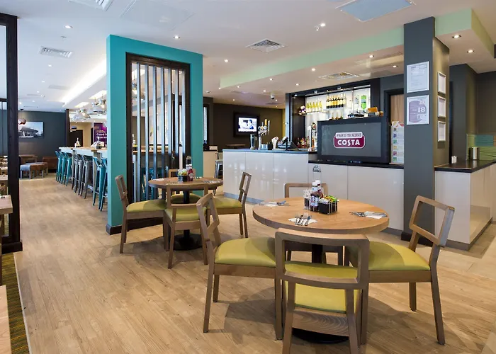 Premier Premier Salford Quays