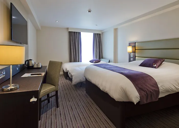 Premier Premier Salford Quays 3*