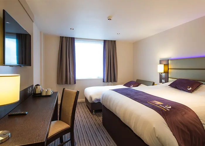Premier Inn Manchester Portland St 3*