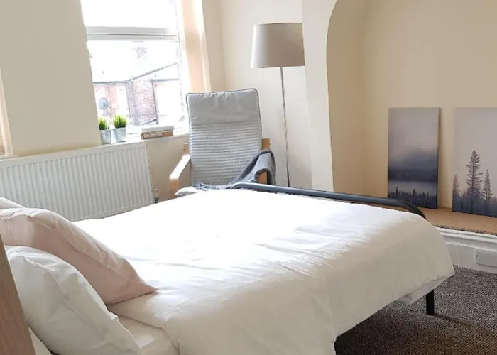 Beautiful 4 Bedroom Victorian Sleeps 7 Stockport Mánchester