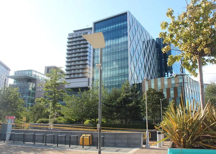 Esquire Media Apartman Manchester