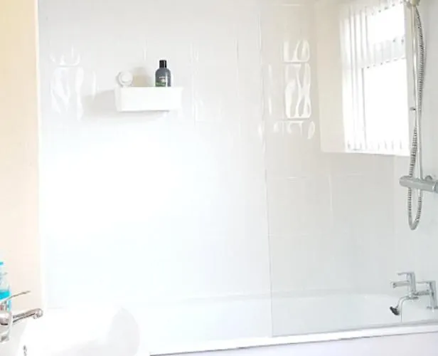 Beautiful 4 Bedroom Victorian Sleeps 7 Stockport Lägenhet