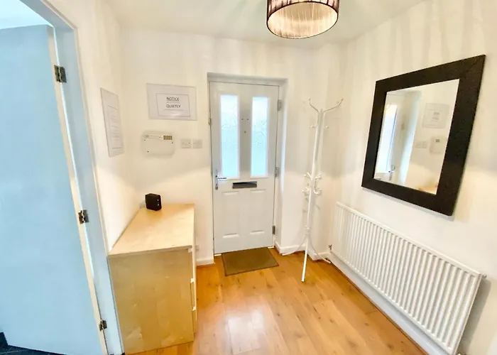 Convenient Centre 3bd With Free Parking * 맨체스터