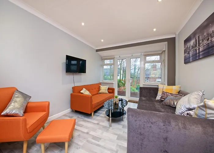 Semesterbostad Beautiful Cozy With Free Parking