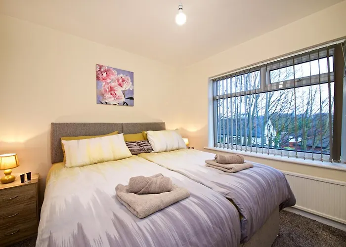 Dom wakacyjny Beautiful Cozy With Free Parking Manchester