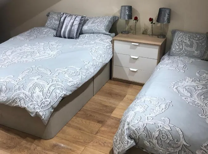 Oda ve Kahvaltı Big Rusholme With Tv And Private Bathroom-parking&wifi