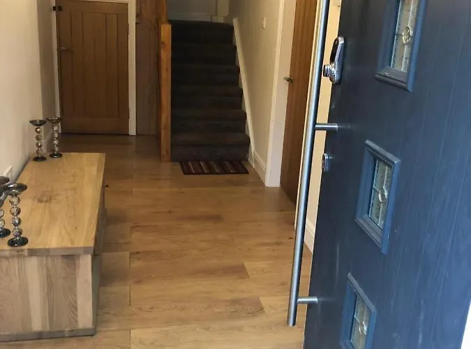 Big Rusholme With Tv And Private Bathroom-parking&wifi Oda ve Kahvaltı *