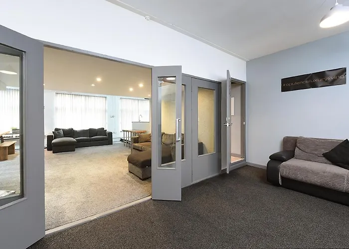 Penthouse Warehouse Slps 18 Apartmán