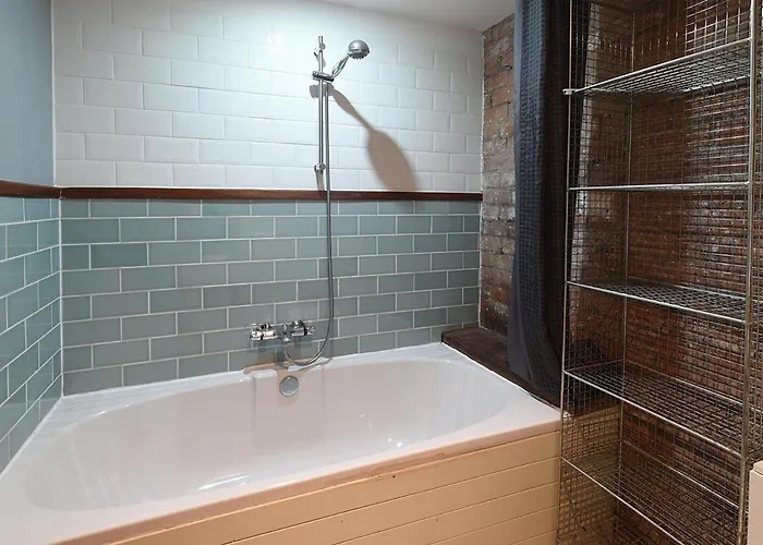 Mason Street Sleeps 16 * 맨체스터