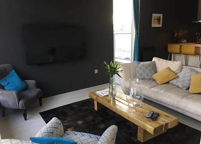 City Centre Modern 3bed 2bath Penthouse Northern Quarter, Sleeps 10 Manchester