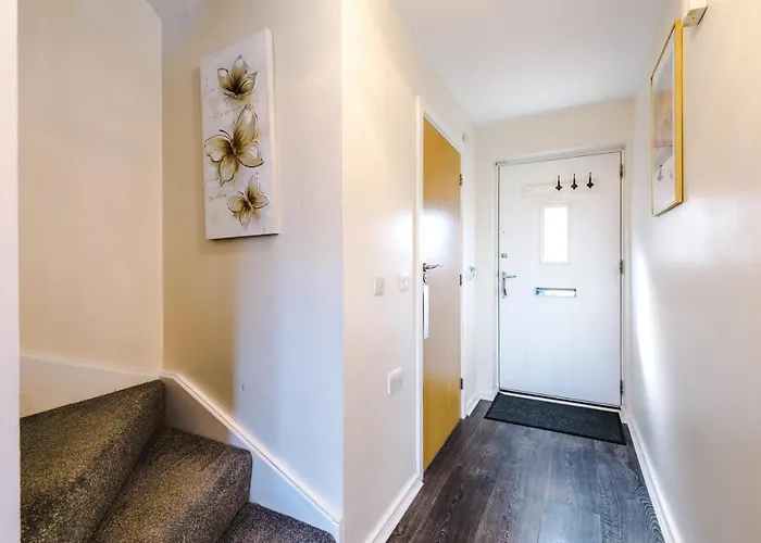 Bright&modern Contractor House By Niji Short * Manchester