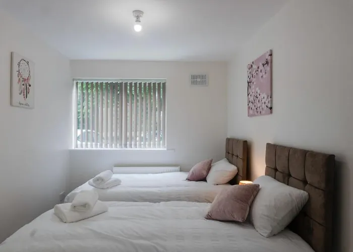 Gorgeous Ground Floor + Free Parking * Manchester