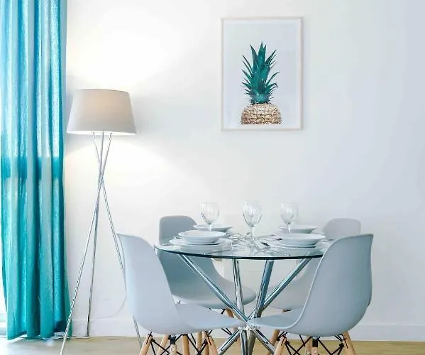 Apartamento 2 Bedroom Hosted By Mcr Dens