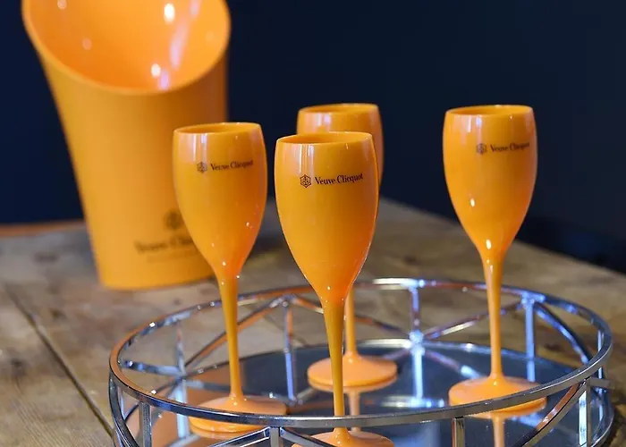 Slps 14 Hot Tub, Bar & Outdoor Terrace Apartment *