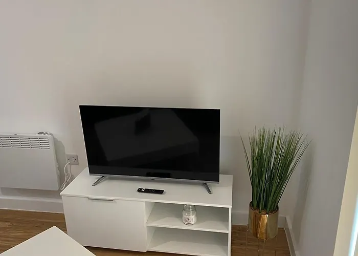 1 Bedroom Lovely In Salford Quays Free Street Parking Subject To Availability Apartmán *