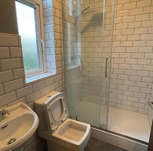 Moon House Location * Manchester