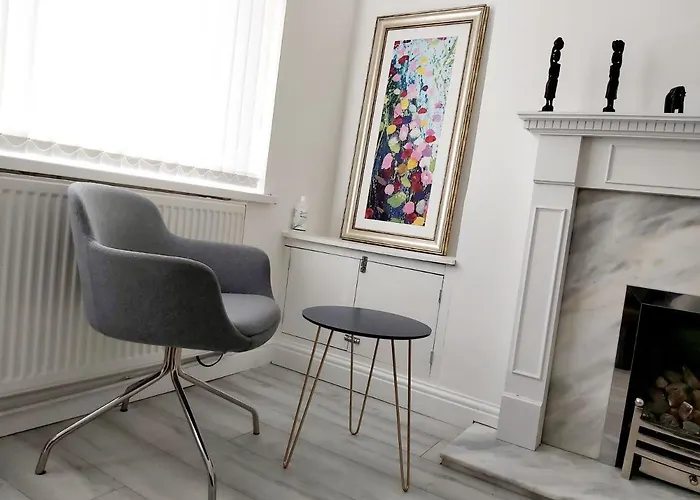 Gorgeous Stylish Cheri Victorian House In