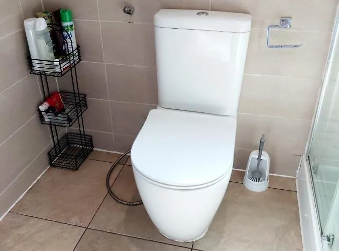 Holiday home Gorgeous Stylish Cheri Victorian House In Manchester