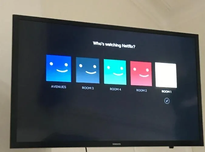 The Avenues And Alleyways Szálloda