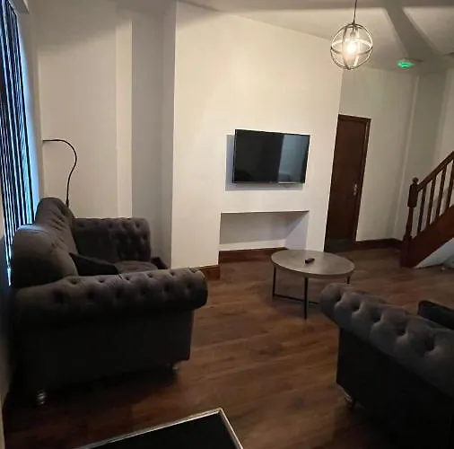 Dom wakacyjny Moon House Location *