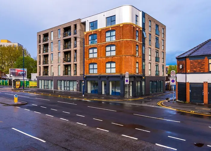 The Popworks 2 Bedroom - Mcr Dens