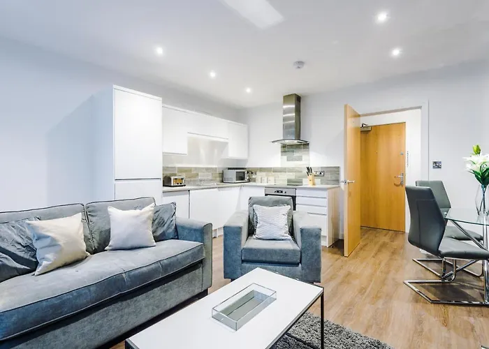 The Popworks 2 Bedroom - Mcr Dens