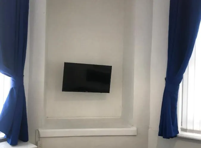 The Avenues And Alleyways *